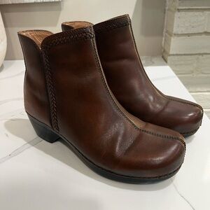 Dansko Scout Brown Leather Braided Trim Ankle Boot size 41